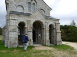11 - Porte de la chapelle.