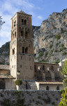 Moustiers Ste Marie : l'eglise