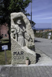 26 - Chaque village a sa statue de pèlerin
